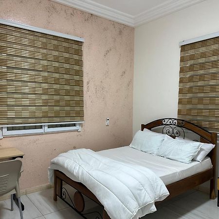 Residences Primis Thies - Appartements Et Chambres Exterior foto