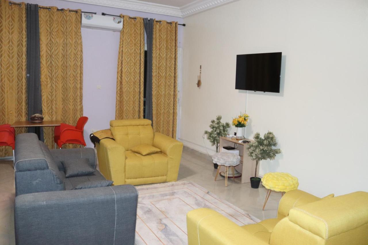 Residences Primis Thies - Appartements Et Chambres Exterior foto