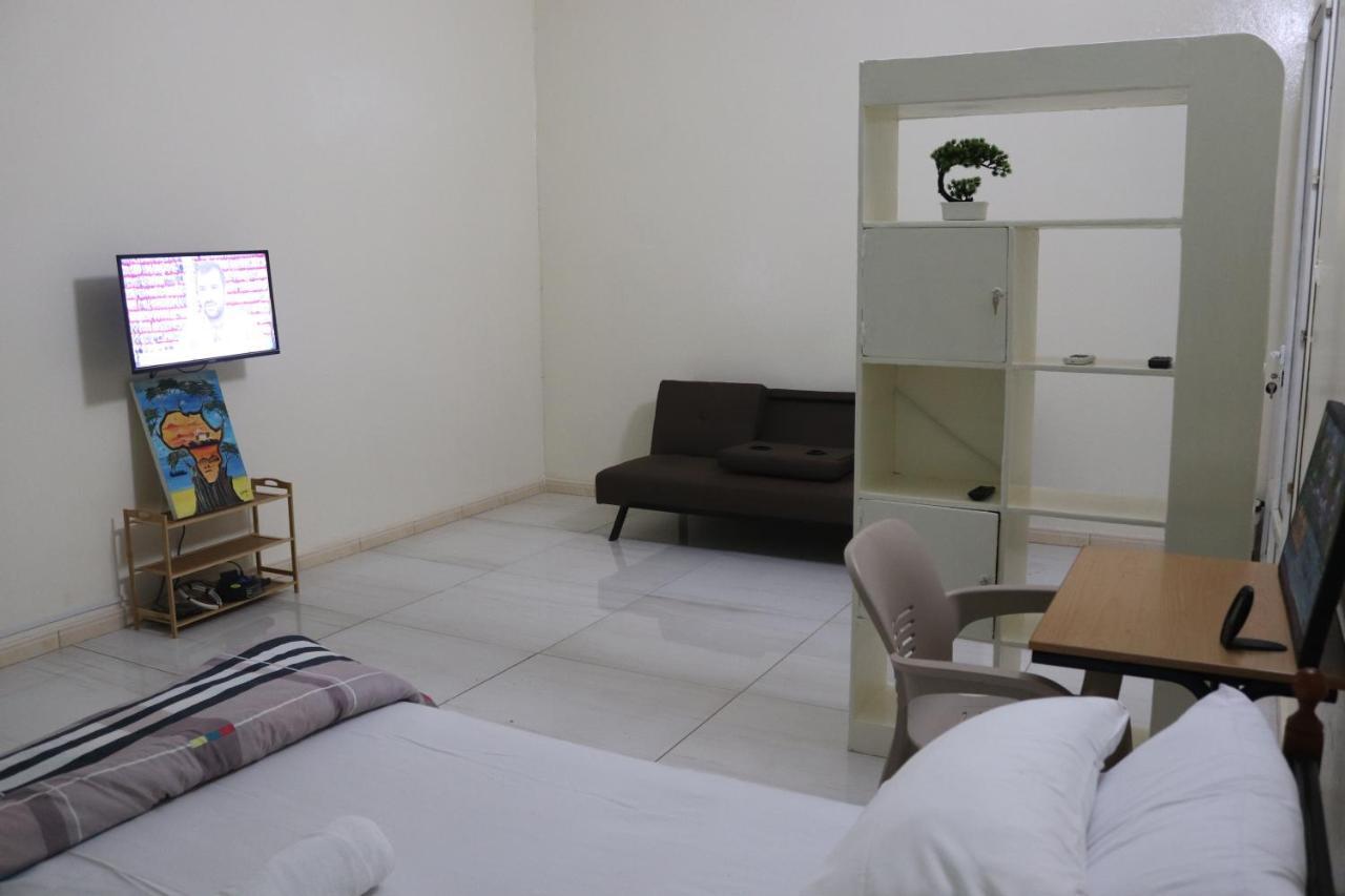 Residences Primis Thies - Appartements Et Chambres Exterior foto