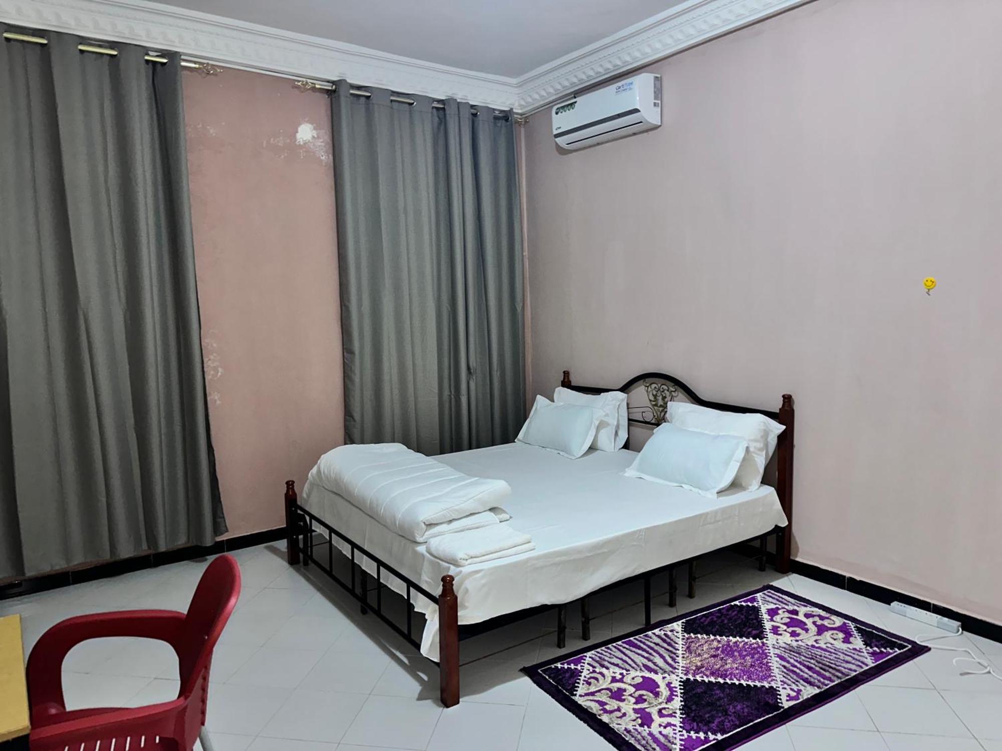 Residences Primis Thies - Appartements Et Chambres Exterior foto