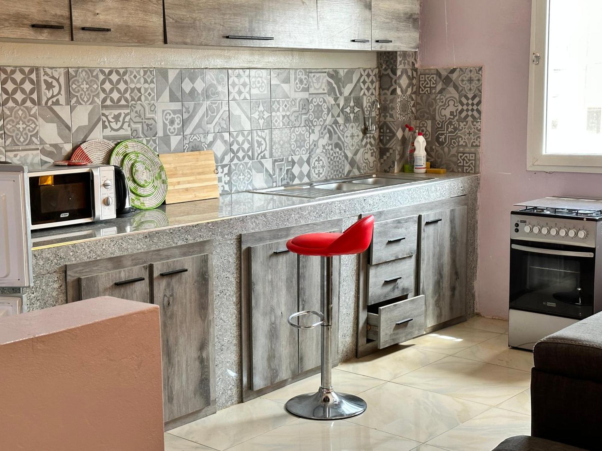 Residences Primis Thies - Appartements Et Chambres Exterior foto