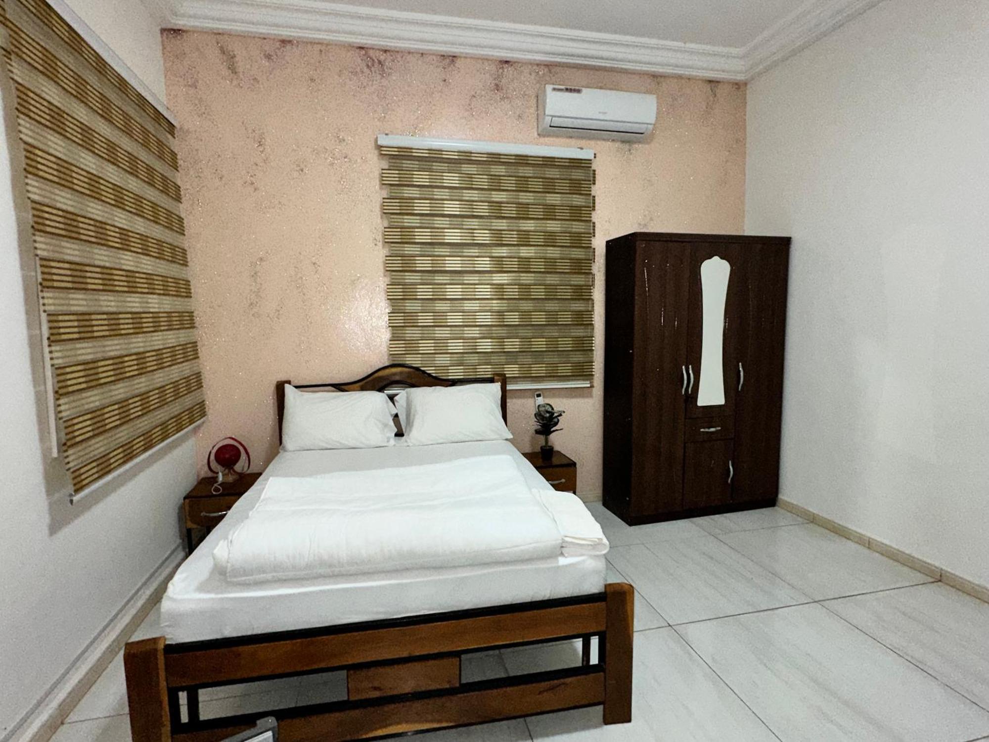 Residences Primis Thies - Appartements Et Chambres Exterior foto
