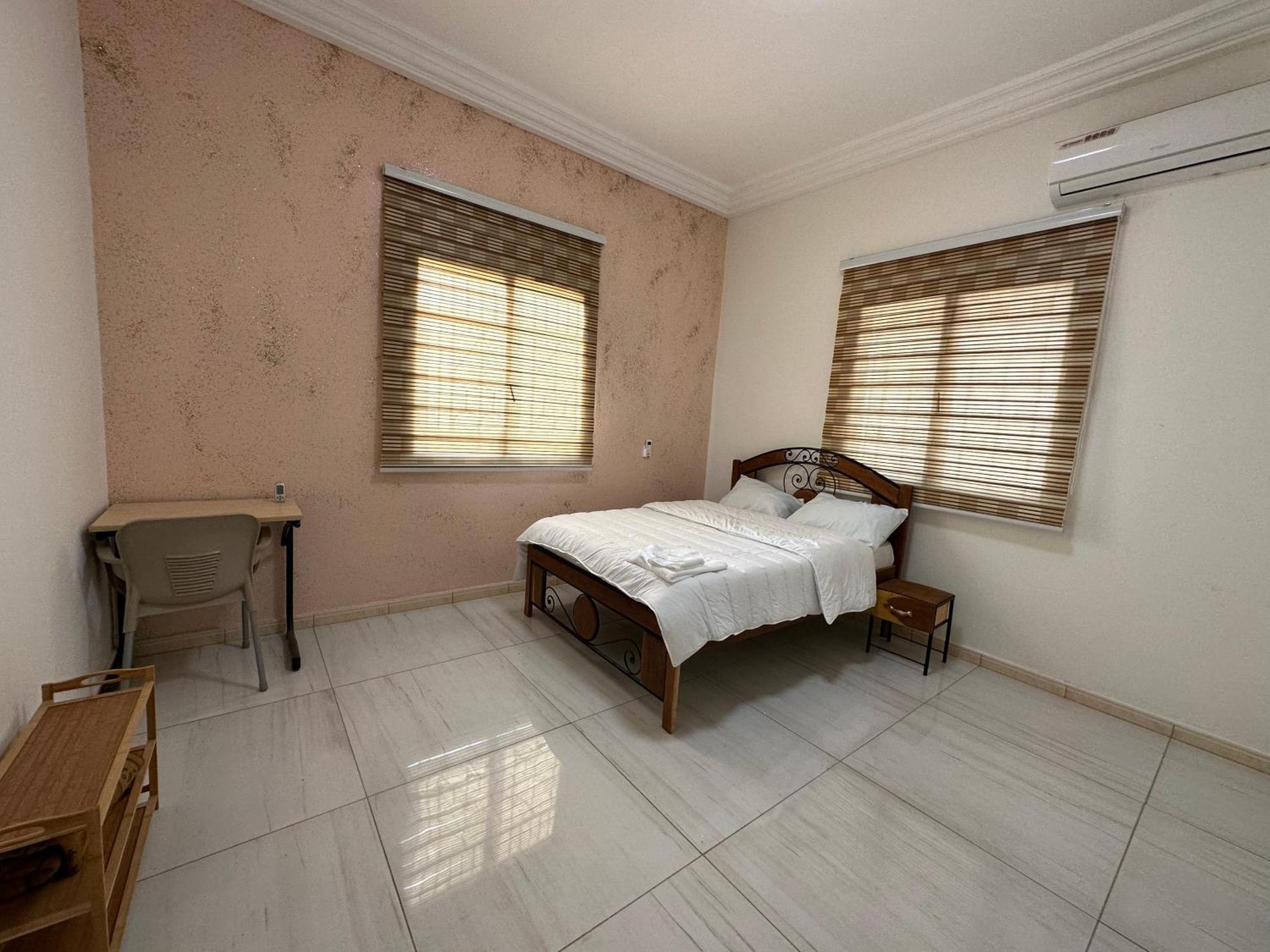 Residences Primis Thies - Appartements Et Chambres Exterior foto