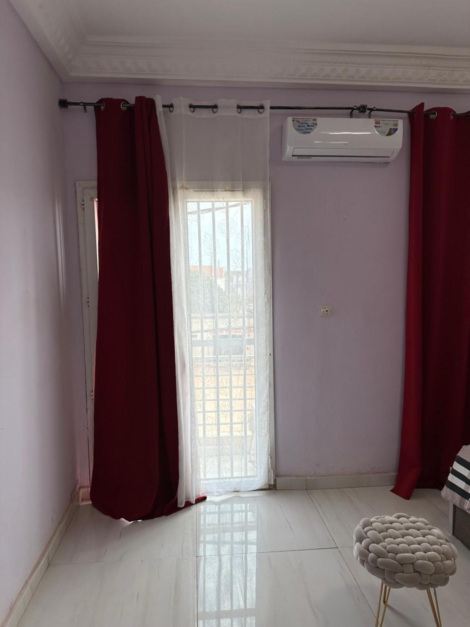 Residences Primis Thies - Appartements Et Chambres Exterior foto