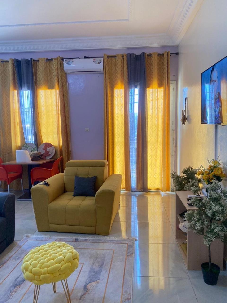 Residences Primis Thies - Appartements Et Chambres Exterior foto